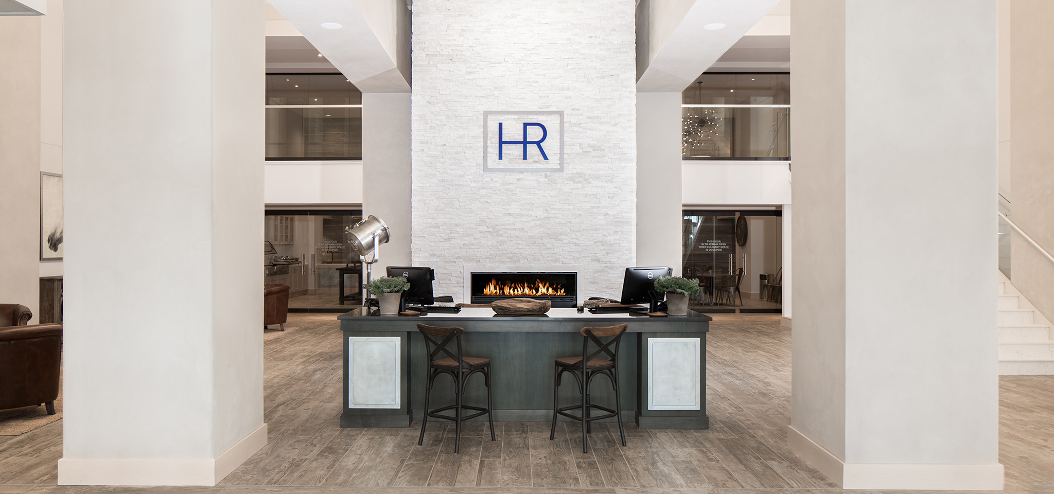 Hotel Renovo Front Desk